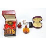 A group of collectors' items to include two 19th century snuff boxes, one with turtle shell set lid,