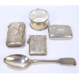 A George V hallmarked silver vesta case, Smith & Bartlam, Birmingham 1918,