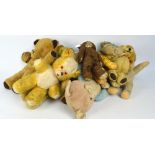 A collection of teddy bears to include a blonde Merrythought 'Ironbridge' mohair example with