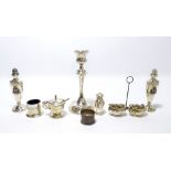 A quantity of hallmarked silver items comprising a pair of Art Nouveau small open salts,