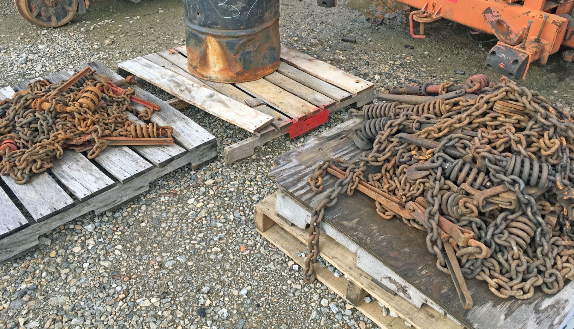 Pallets of Chains