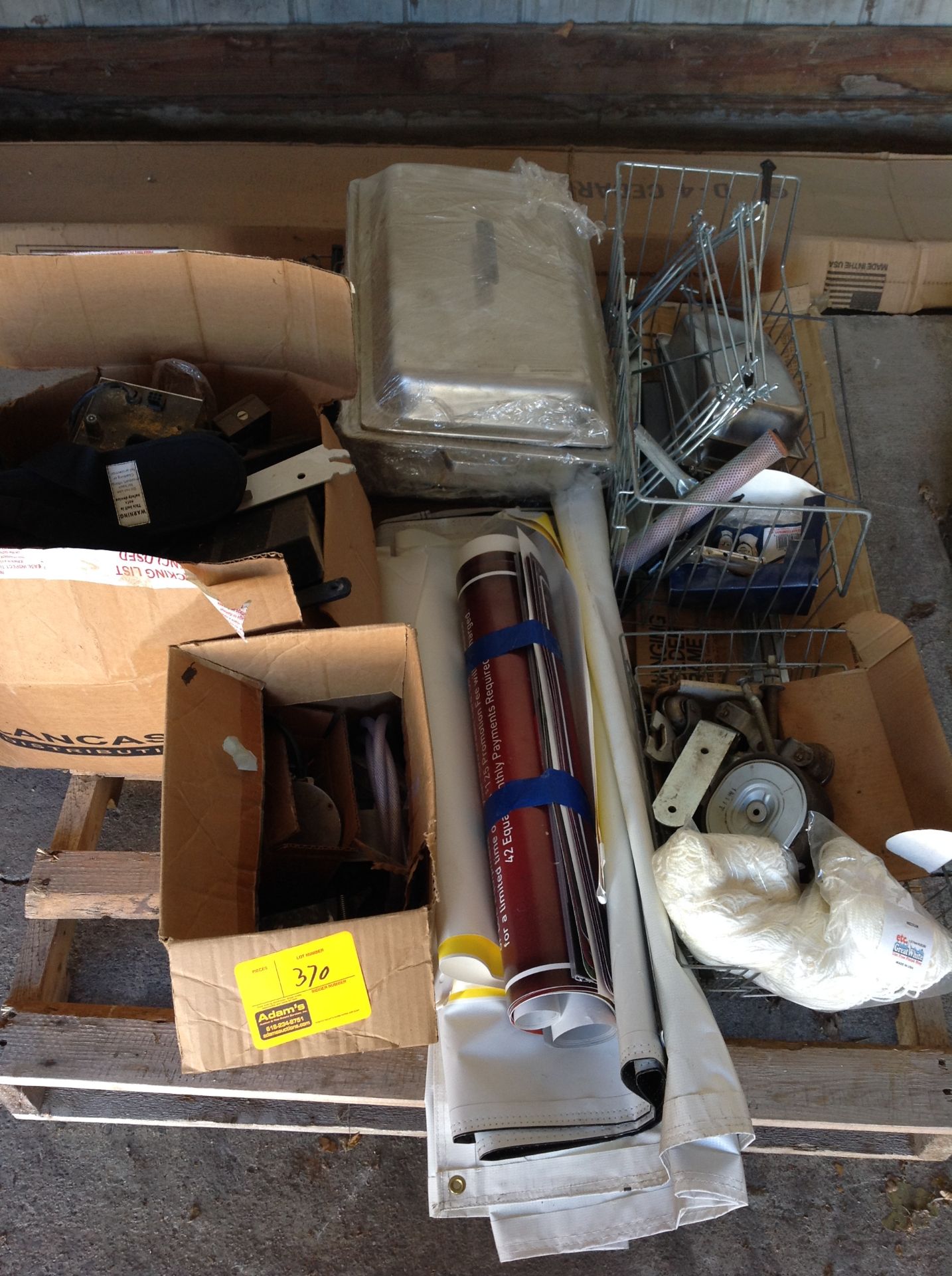 Pallet of Benners, Misc Hoses & Mechanical Boxes