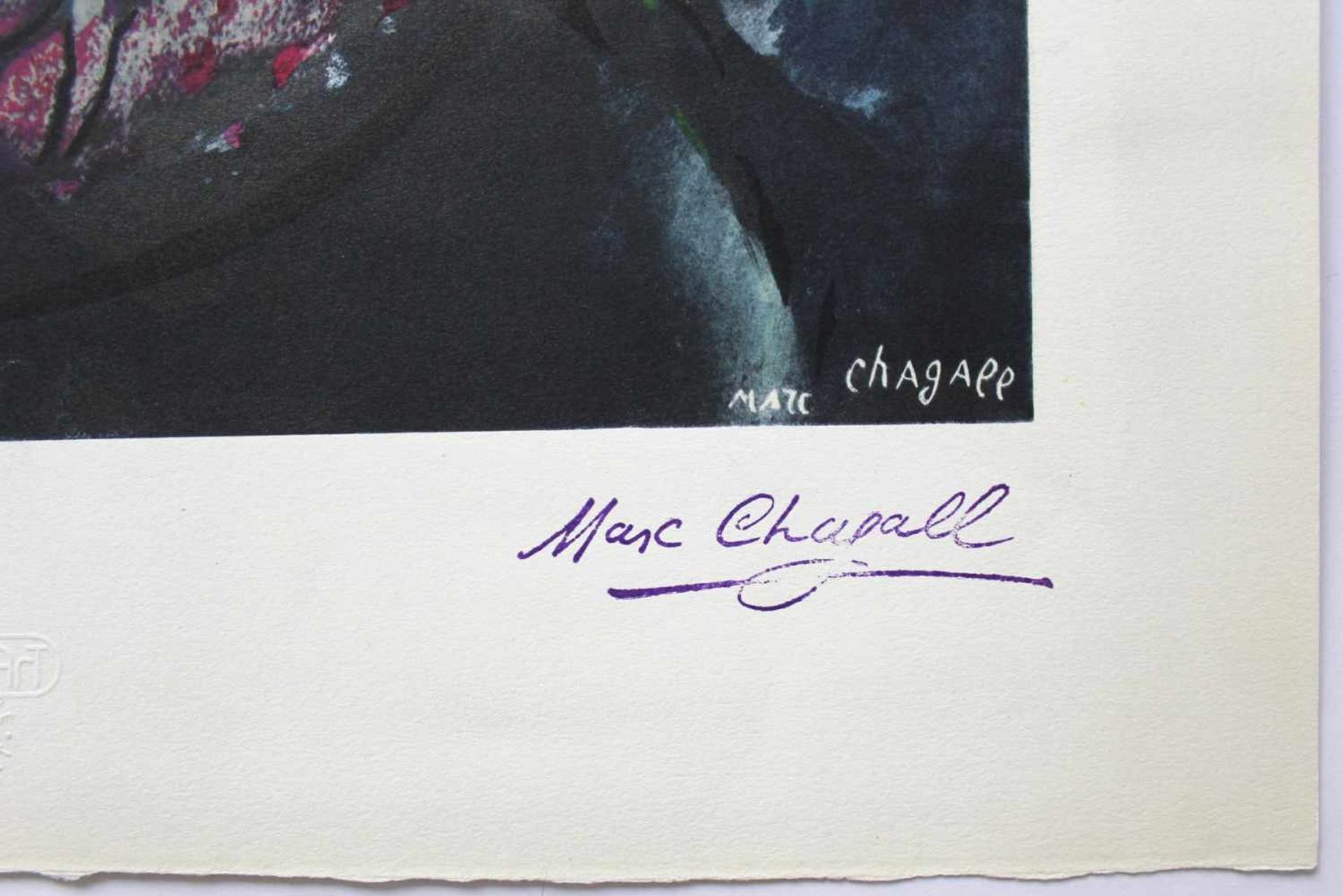 Marc Chagall 1887 - 1985 Paar im Garten Lithographie stempelsigniert, nummeriert 907/5000 56,5 x - Bild 2 aus 3