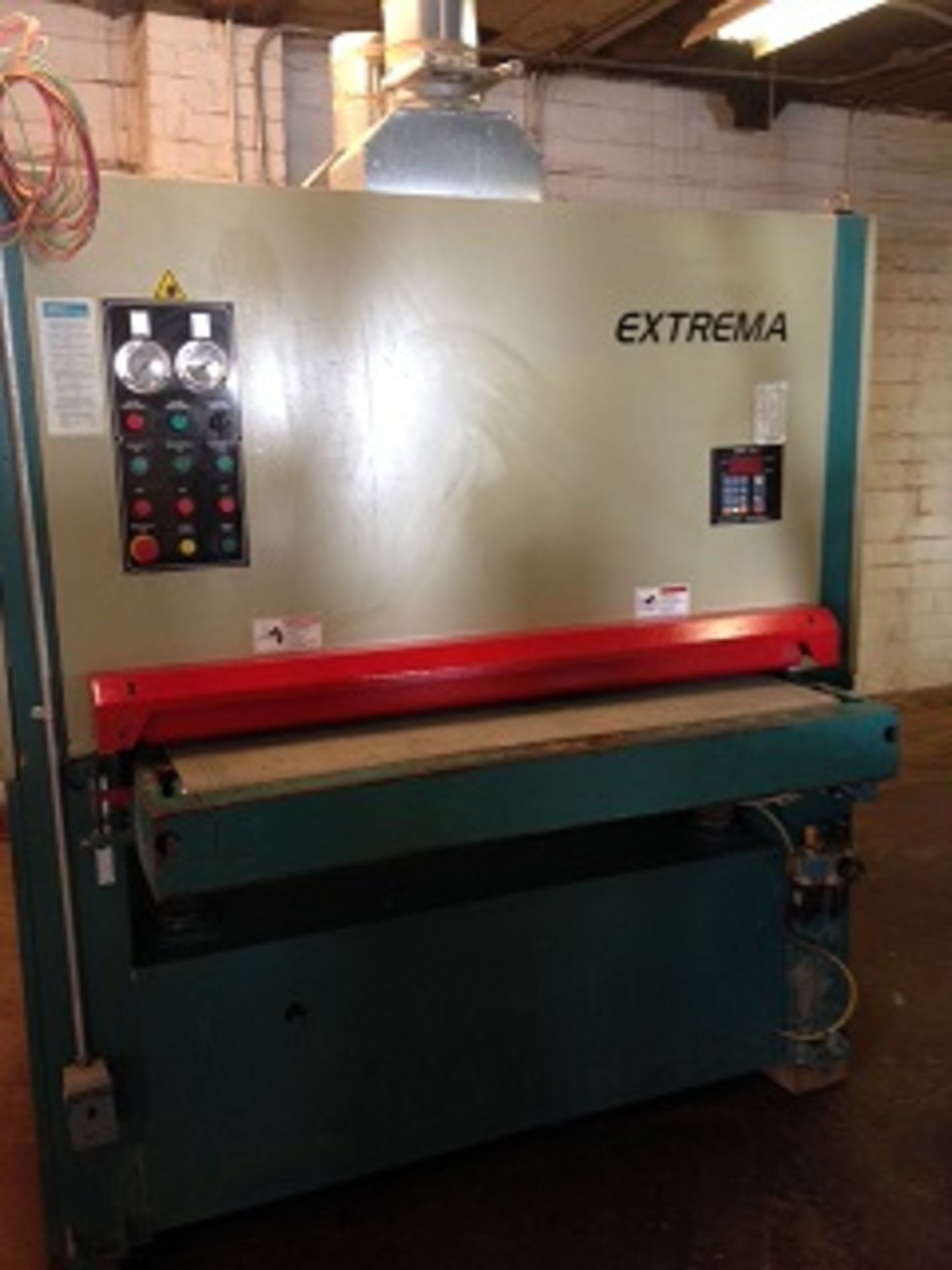 (930)EXTREMA 52''   2-HEAD WIDE BELT SANDER .(HYDRAULIC)