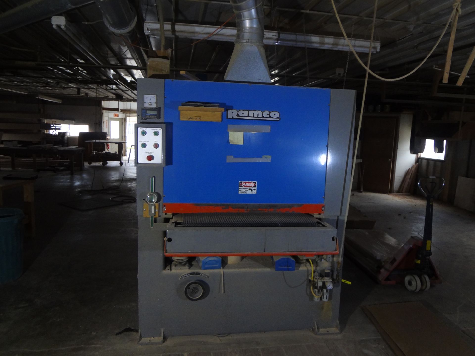 (952)LIQUDATION- RAMCO 37'' WIDE BELT SANDER  WITH PLATNUIM - Image 5 of 8