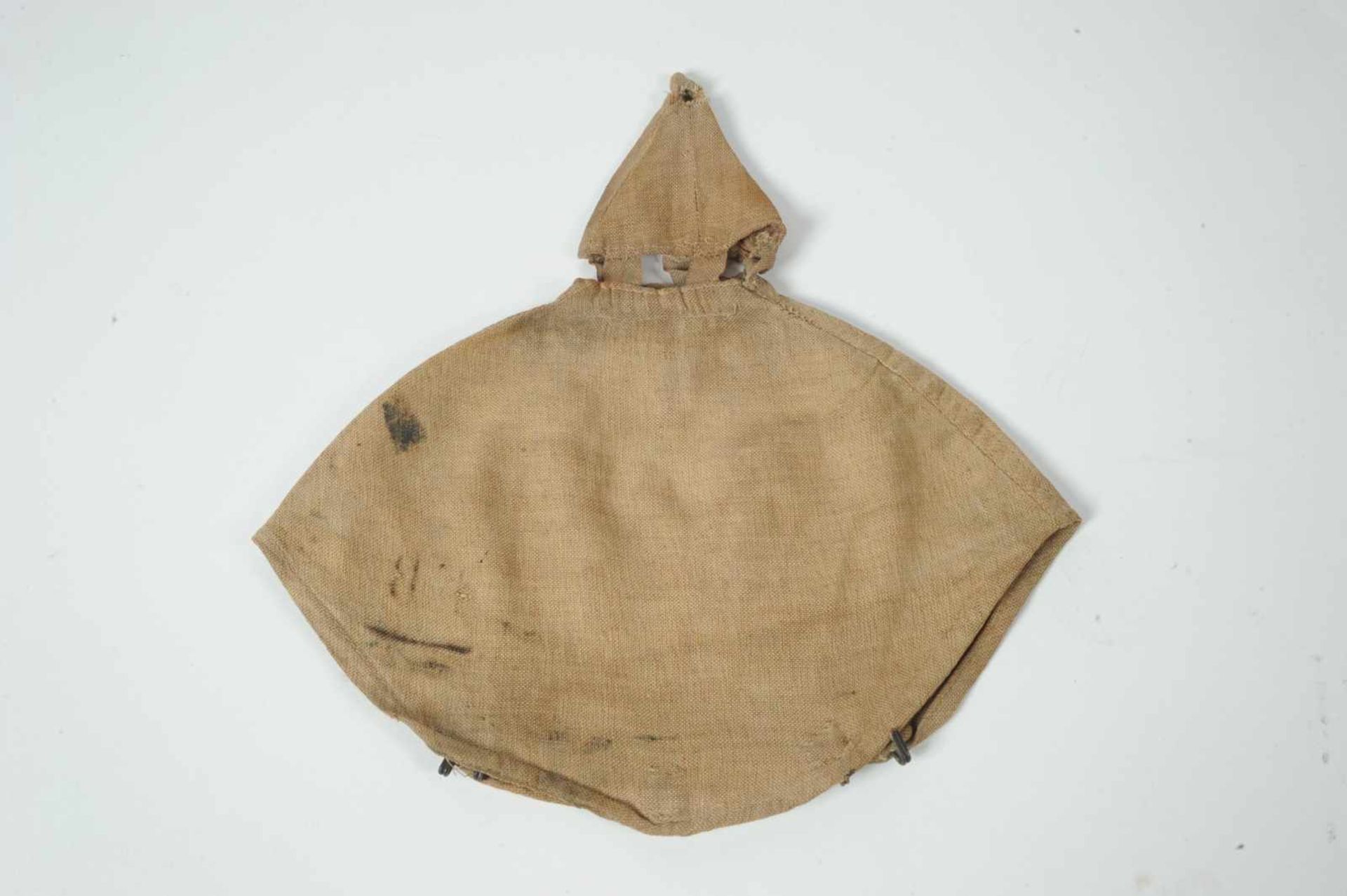 Couvre casque à pointe mle 1895, bien tamponné du 4ième Garde Regt BAG 1904, avec nominette du