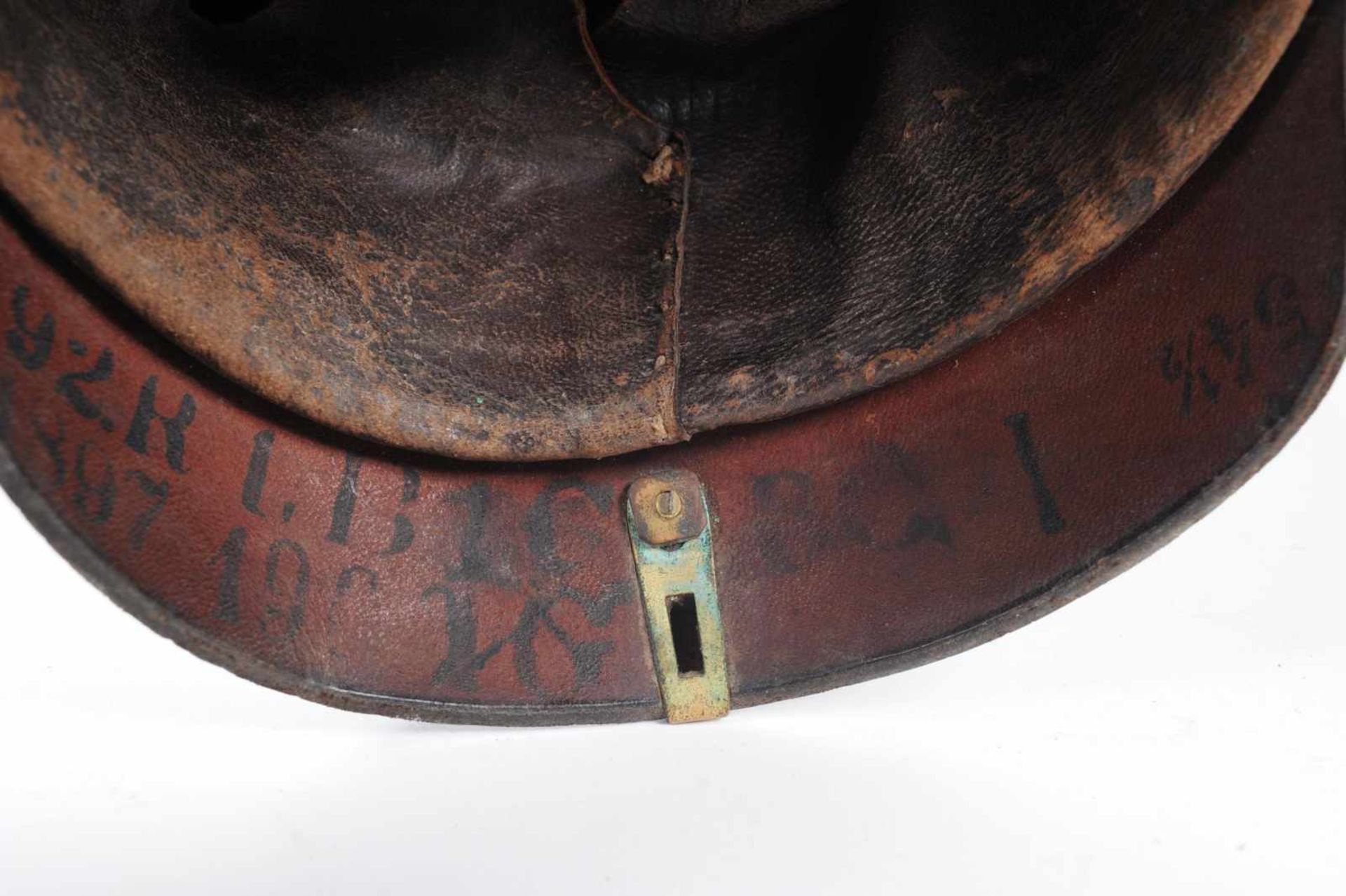 Brunswick. Casque troupe mod 95 de réserve du 92°, belle bombe, intérieur patiné, complet de ses - Bild 4 aus 4