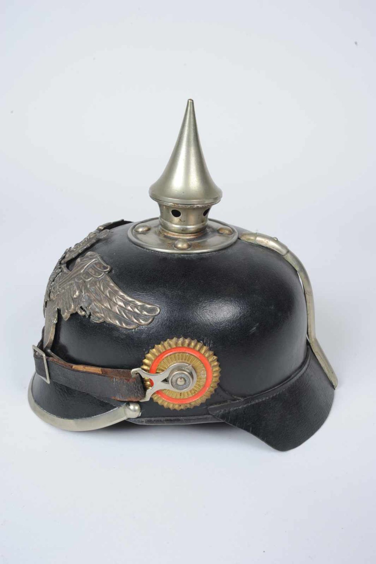 Bade. Casque troupe mod 95 du 109°, belle bombe, bel intérieur, complet de ses cocardes et de sa - Bild 2 aus 6