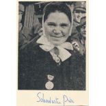 "SCHWESTER PIA"