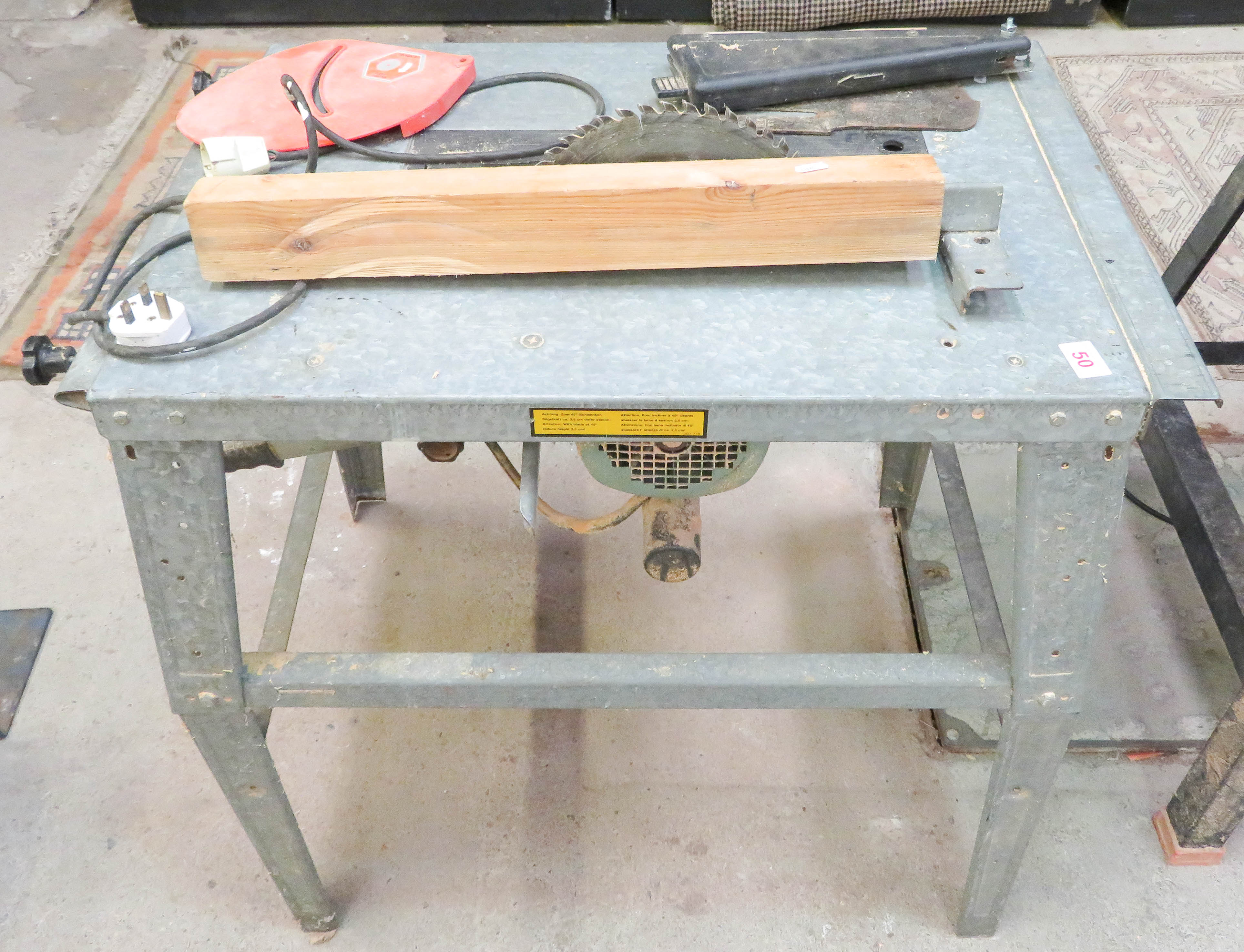 Bench Saw