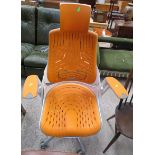 Orthopedic office chair