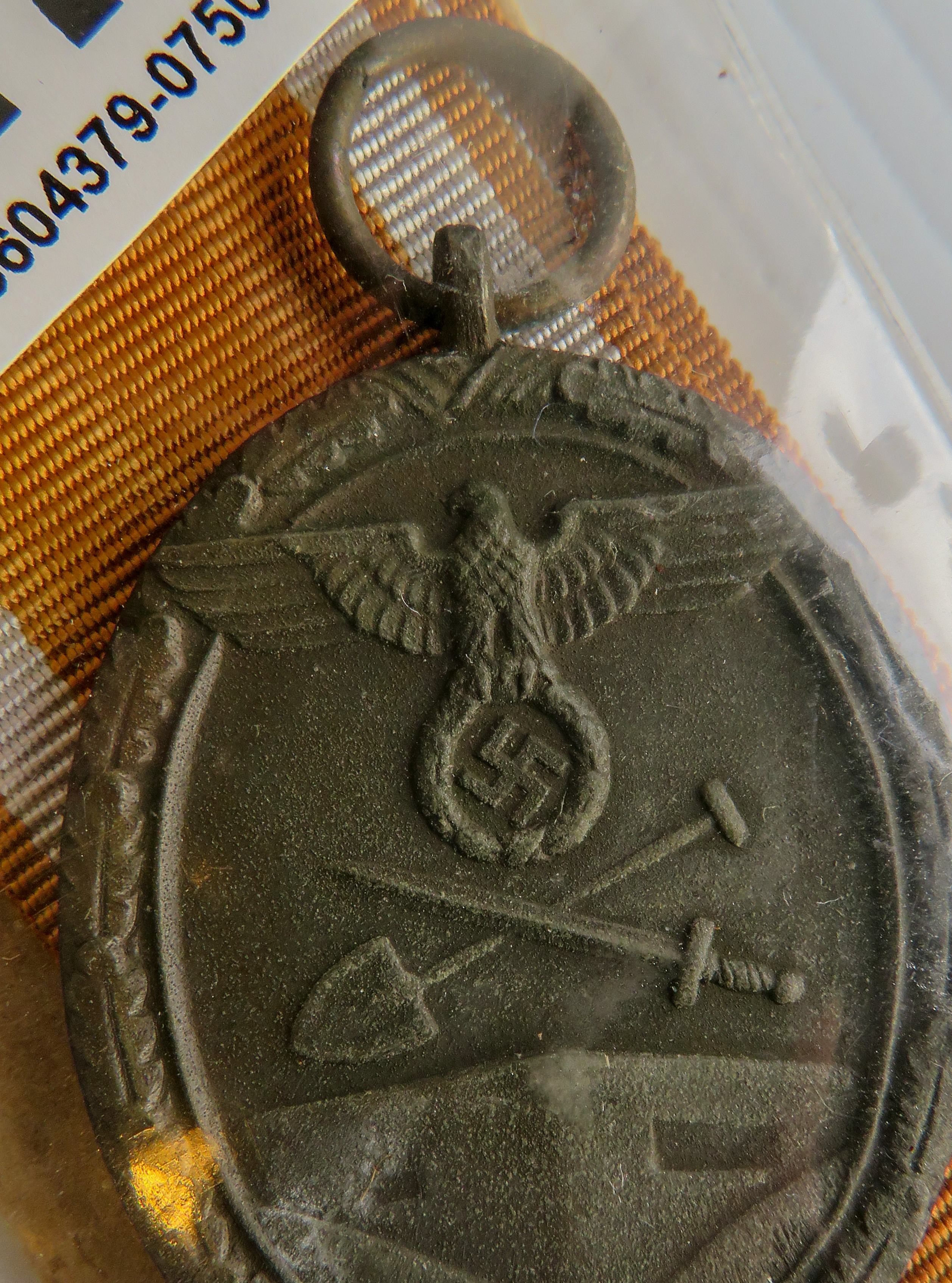 Third Reich West war medal, ribbon and packet - Image 2 of 2