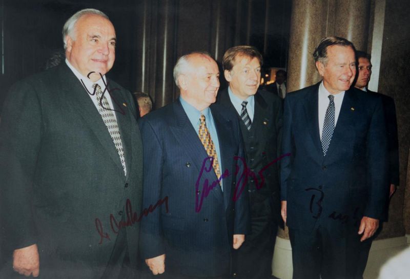 Treffen zwischen Bundeskanzler Helmut Kohl, dem letzten Präsidenten der UdSSR Michael Gorbatschow,