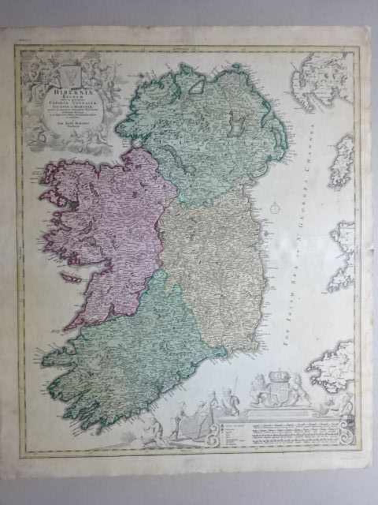 Irland.- Hiberniae Regnum. Altkolor. Kupferstichkarte von J.B. Homann. Nürnberg, um 1730. 57 x 48