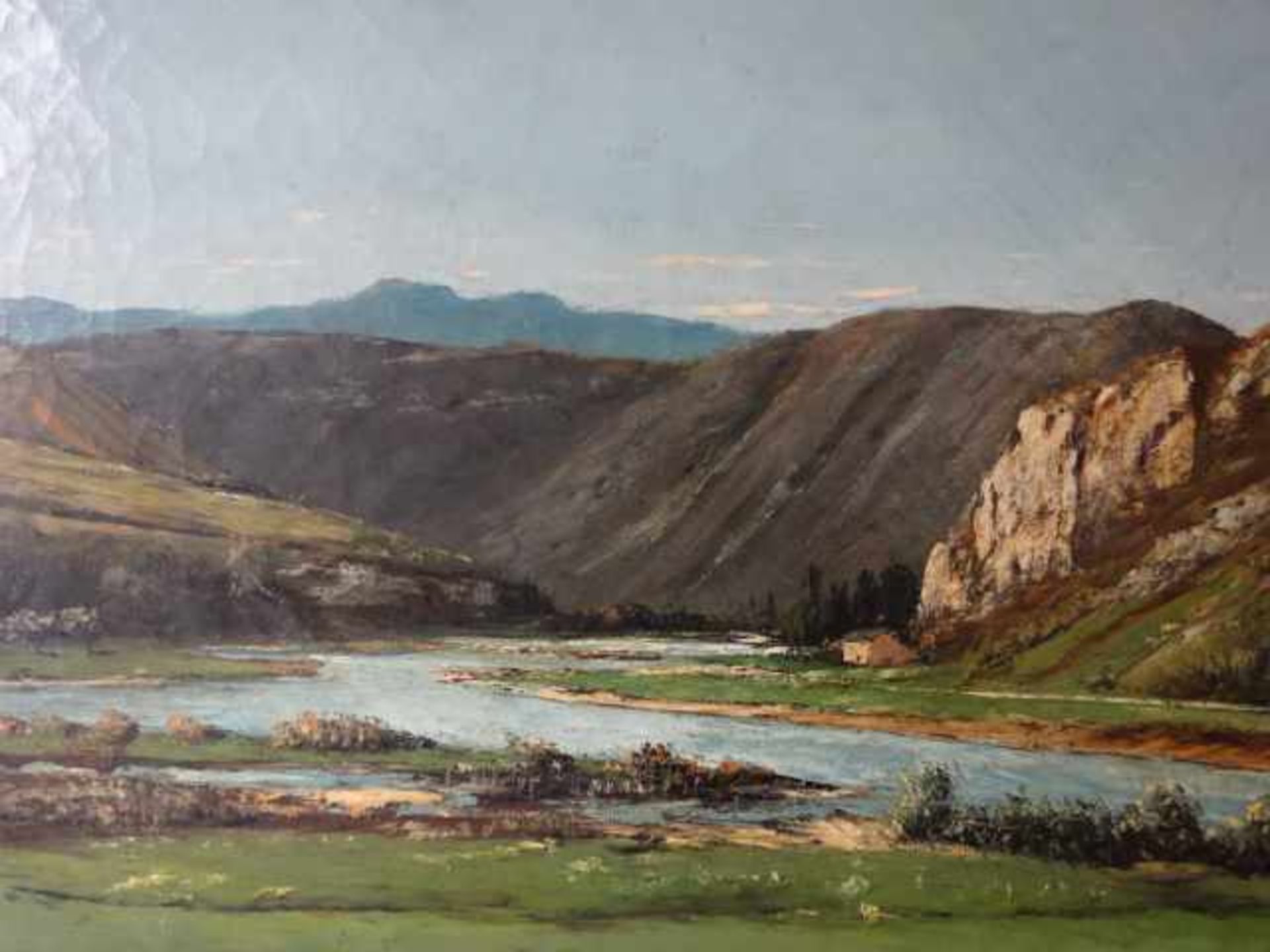 Courbet, Gustave (Umkreis).- Flusslandschaft vor dem Jura-Gebirge. (Um 1875). 49,5 x 75 cm. Im - Bild 2 aus 4