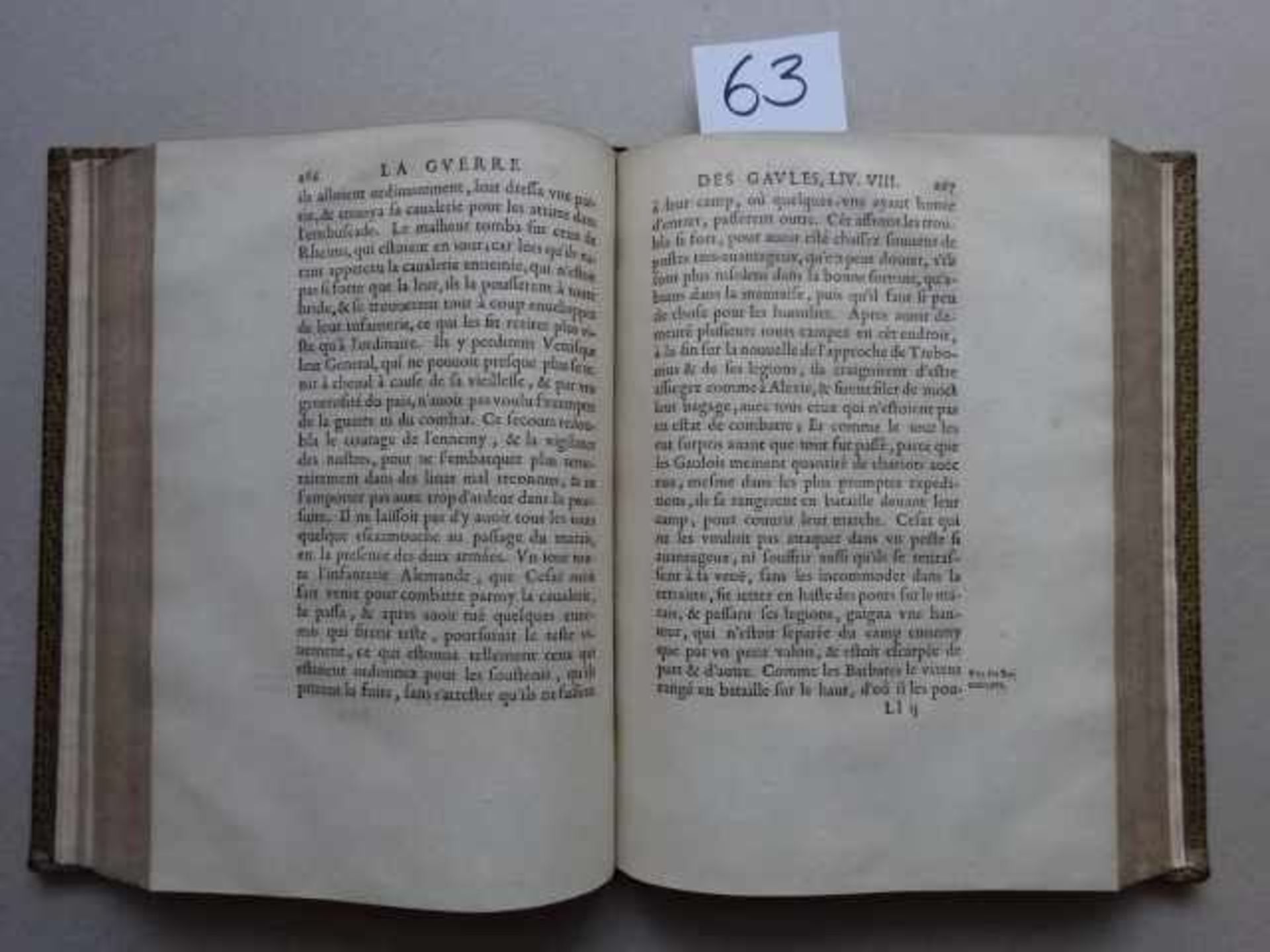 Einbände.- (D'Ablanc). Les commentaires de Cesar. Paris, Camusat u. Le Petit, 1650. 17 Bll., 96, - Bild 4 aus 4