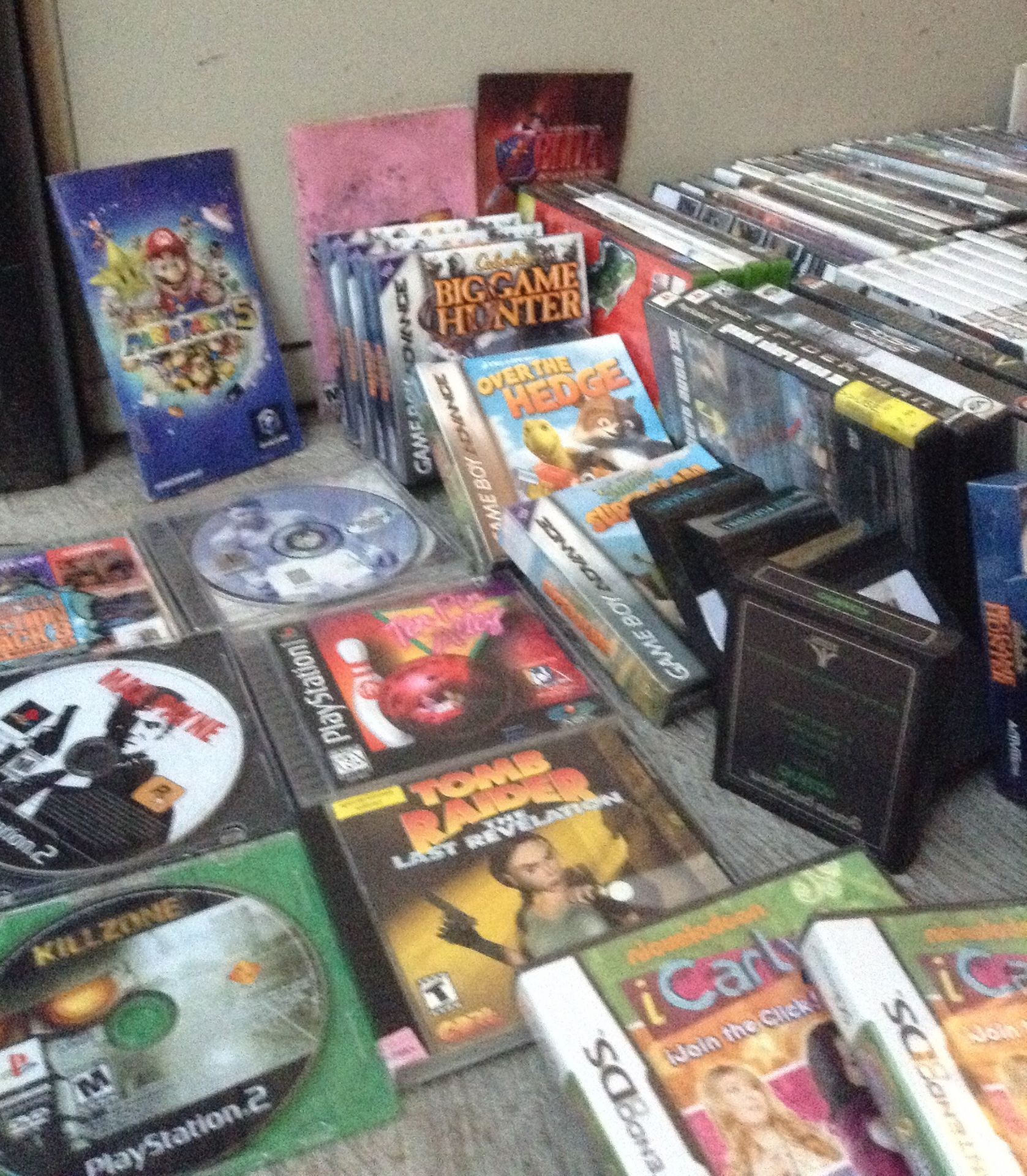 HUGE LOT OF VIDEO GAMES. Ps2, GBA, Wii, Xbox AND MUCH MORE. - Image 2 of 5