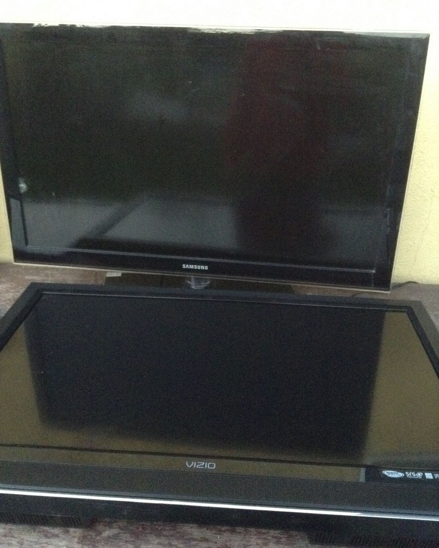 TV SCREEN LOT, LCD CURVED TV FOR PARTS UNKNOWN CONDITON - Image 3 of 4