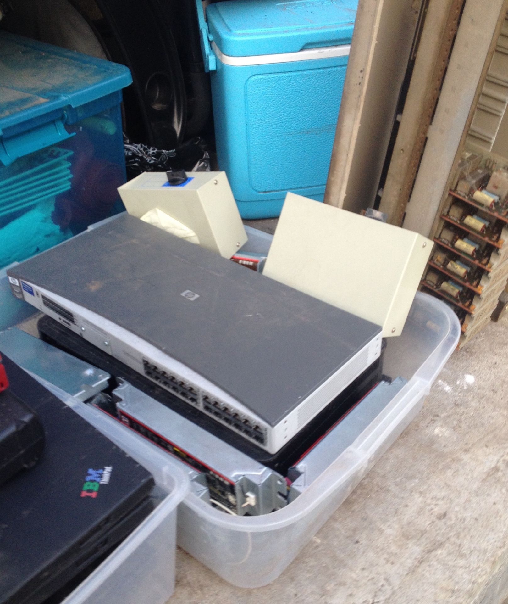 RANDOM HUGE LOT ELECTRONICS & RARE DEVICES, LAPTOPS, SERVERS AND MUCH MORE - Image 4 of 7