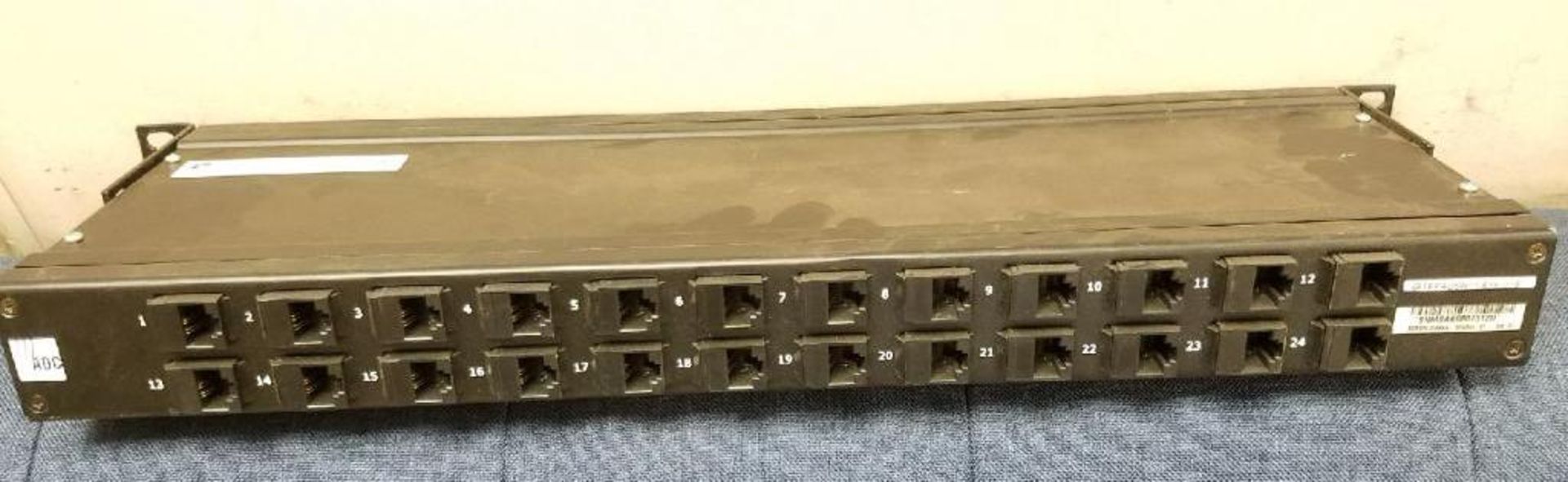 3 X COMPUTER NETWORKING GEAR SWITCHES