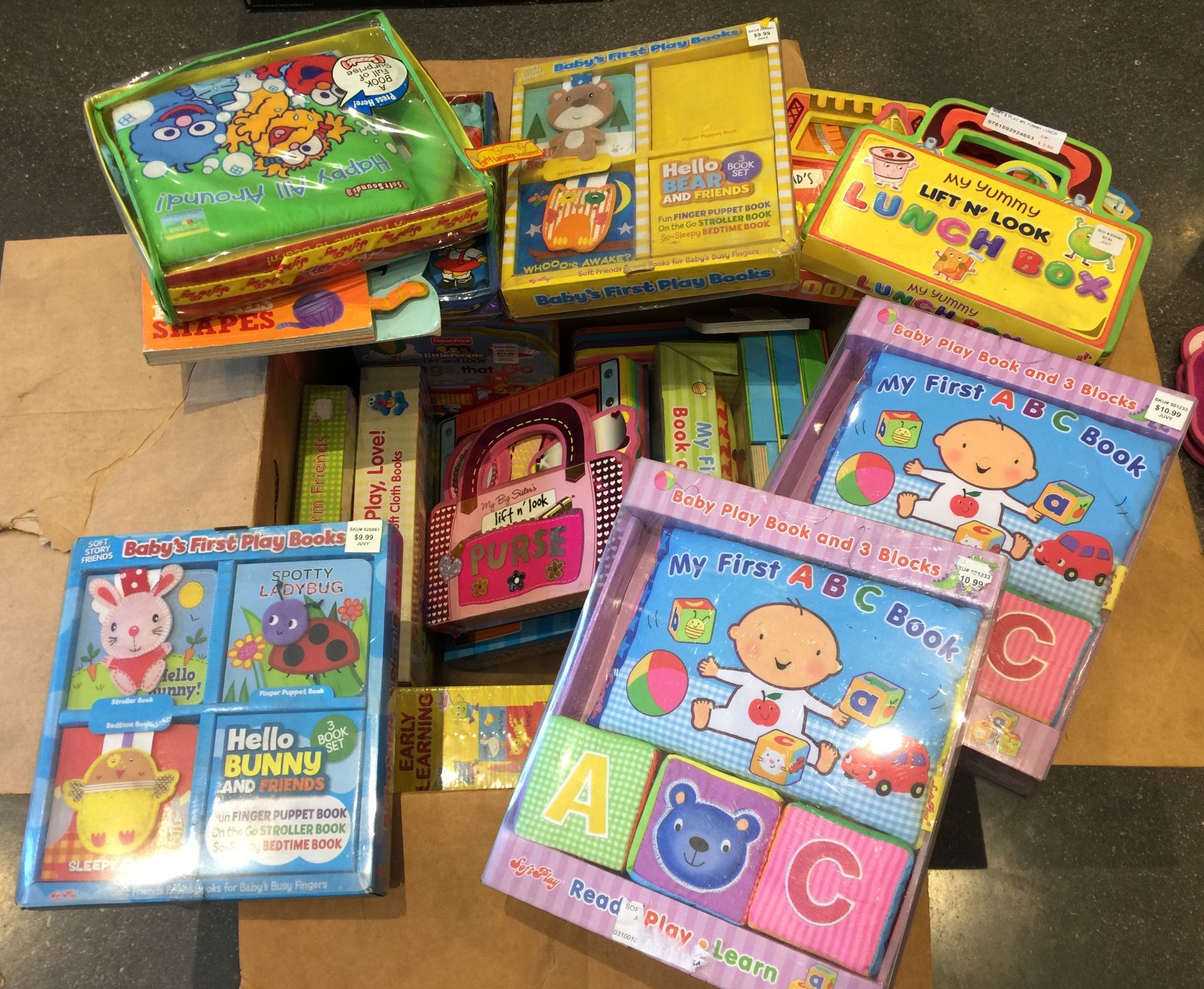 BOX FULL OF CHILDRENS PLAY BOOKS, DIFFERENT STYLES AND SIZES MIXED