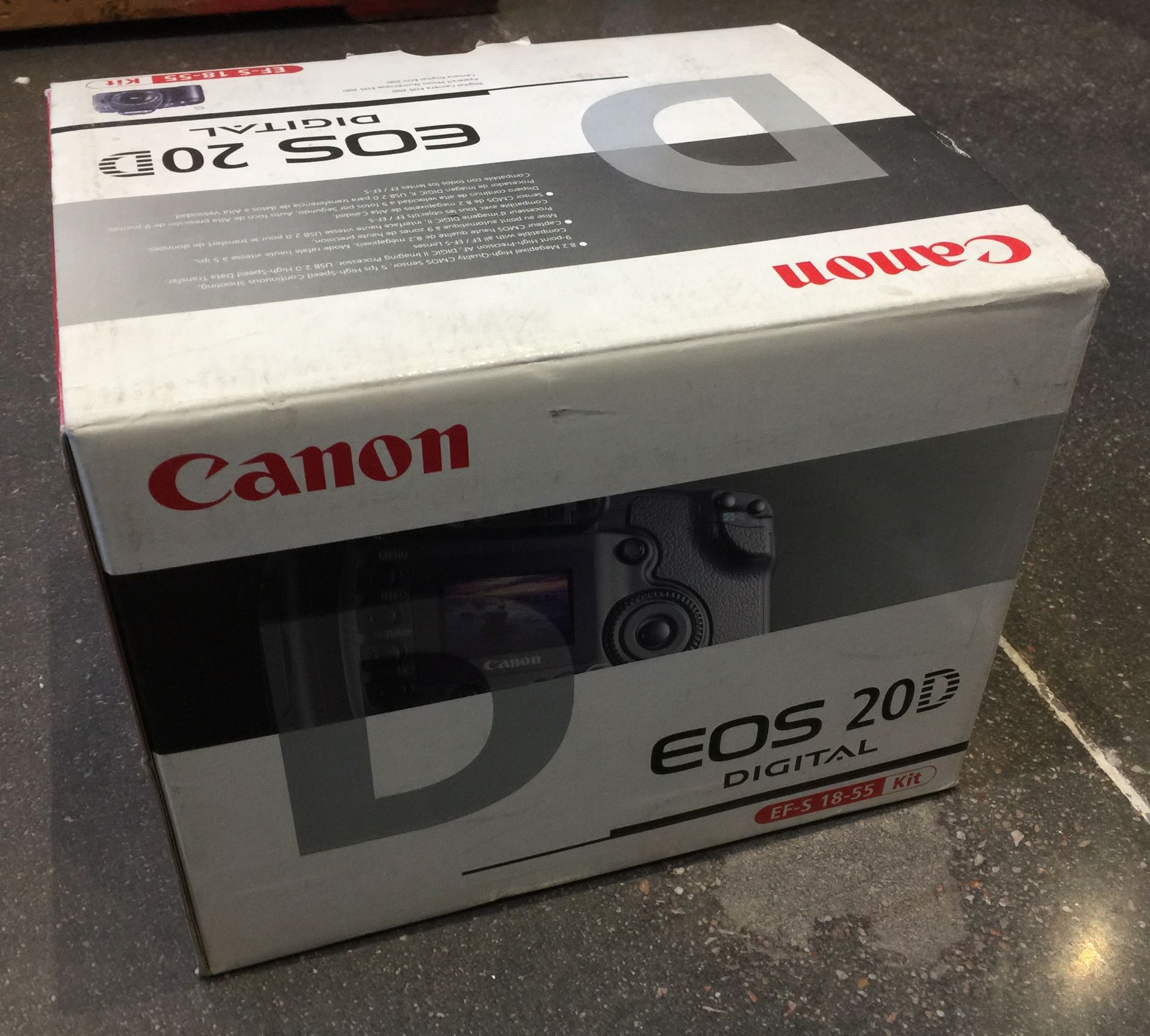 BRAND NEW CANON EOS 20D DIGITAL CAMERA WITH LENSE KIT IN BOX $1250 VALUE