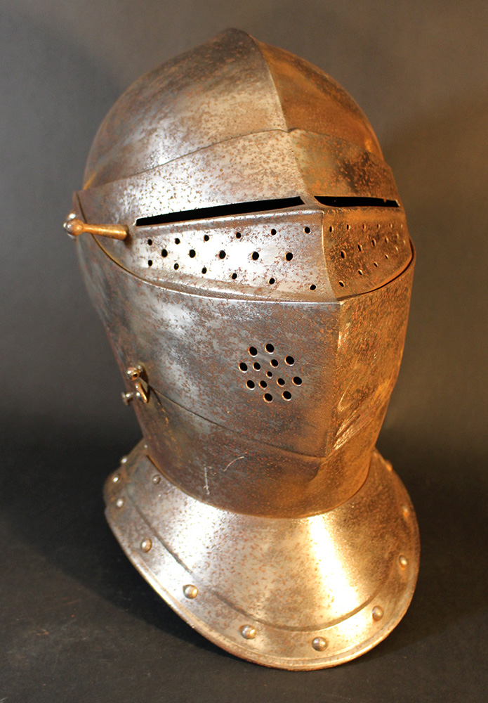 Iron knight helmet-decoration in Maximillian Manner, with visor; rusty.height 32cm, length 35cm - Image 2 of 3