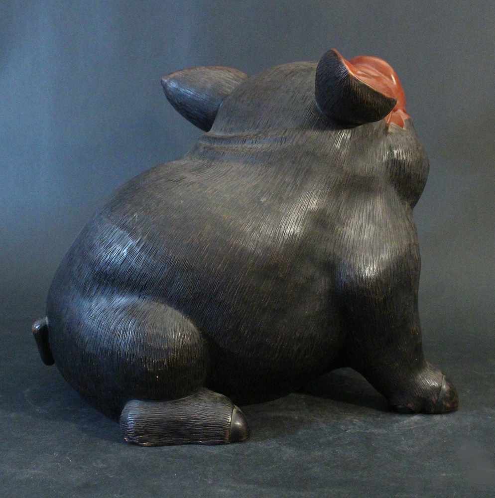 Chinese Yixing ceramic scultpure of a lucky pig; dark Yixing ceramic with some red parts; on the - Image 3 of 3