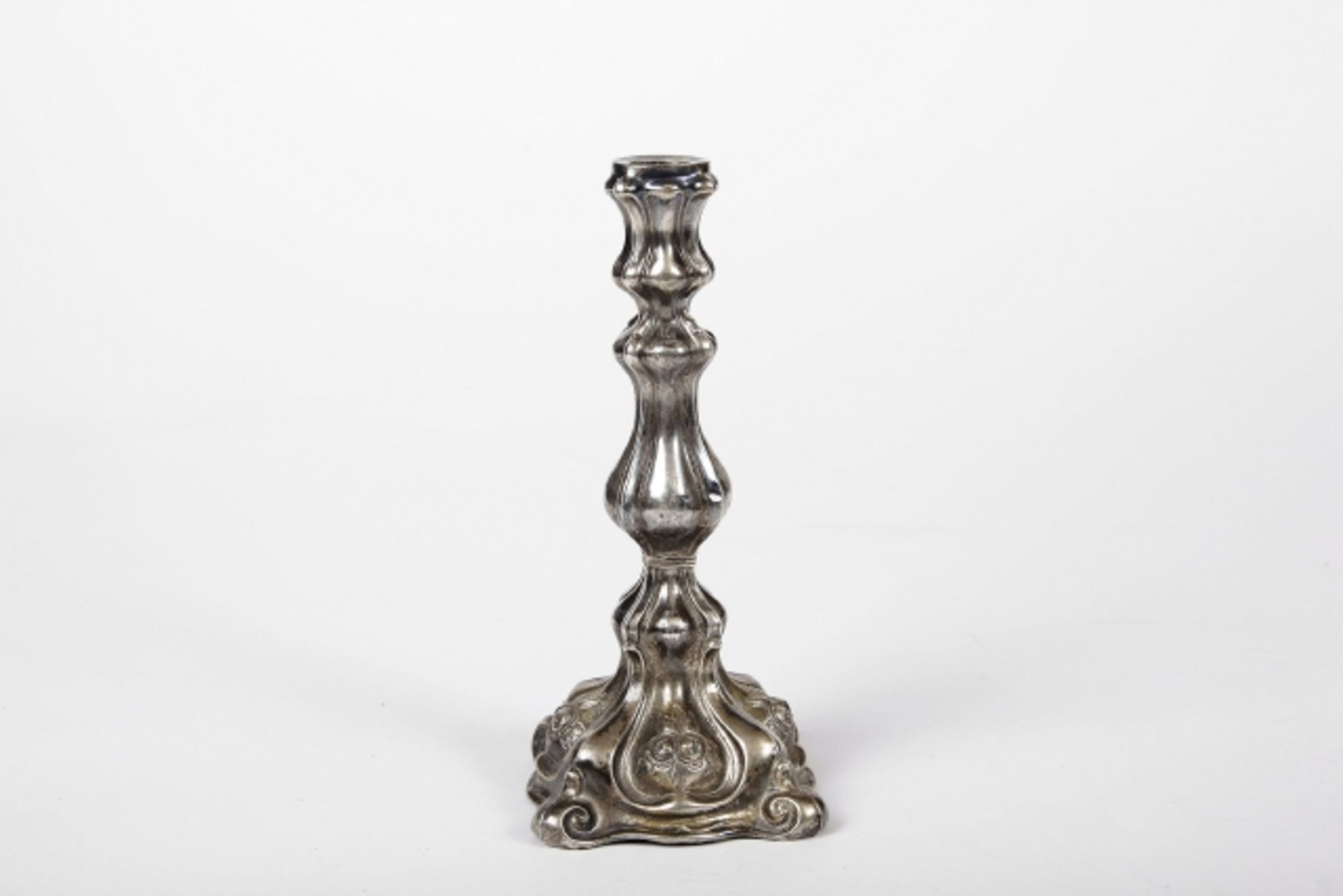 Silberner Kerzenhalter Amtspunze für 13-lötiges Silber von 1814-1866, 150 g, Höhe ca.24,5cm, besch.