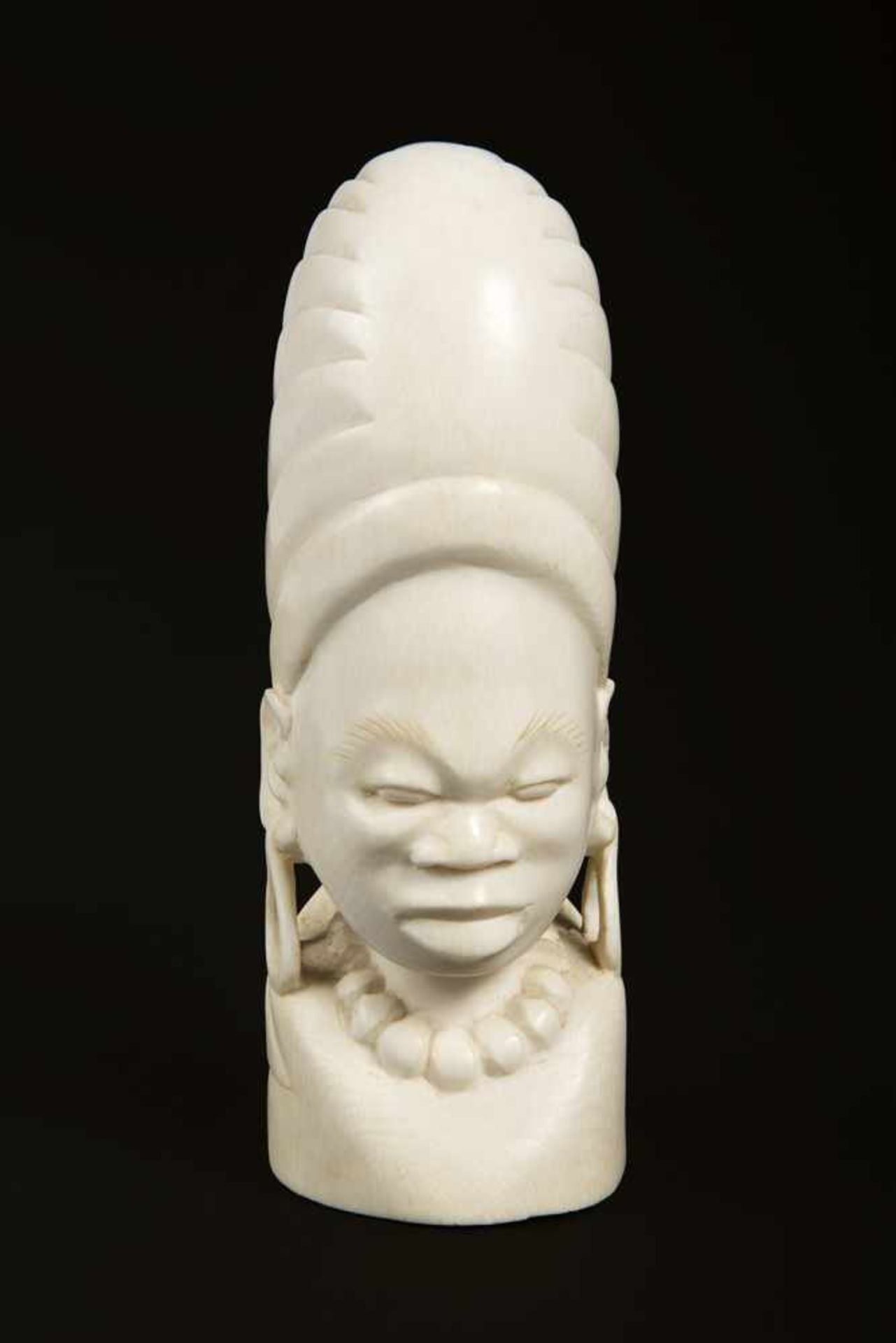 Büste, Afrikanerin Bein, 1.Hälfte 20.Jh., 465 g, Höhe ca.15cm, gebraucht;