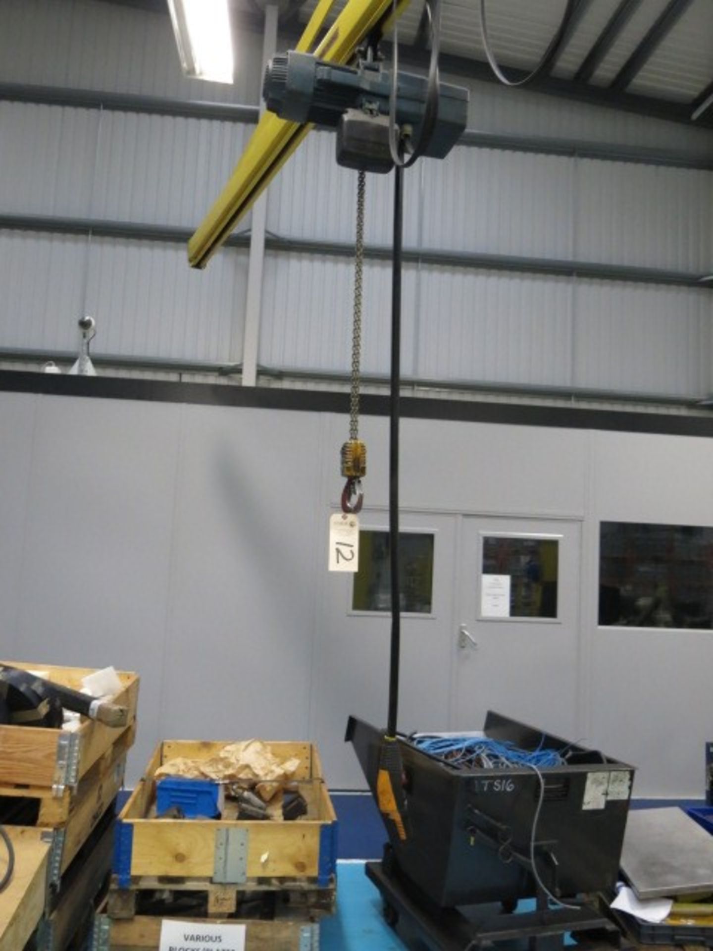 500 kg Capacity Freestanding Pillar Crane *Located VTL Group Ltd, Station Road, Bradley, - Image 2 of 2