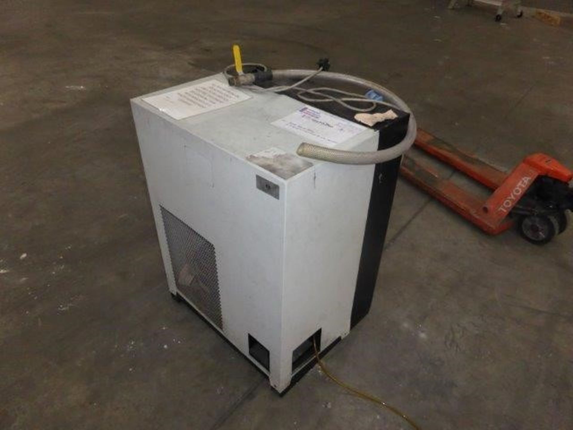 Hitema Model ECA106 Chiller, sn:05H13646 *Located Vanguard Packing Ltd., Bay 11, Beavor Street,