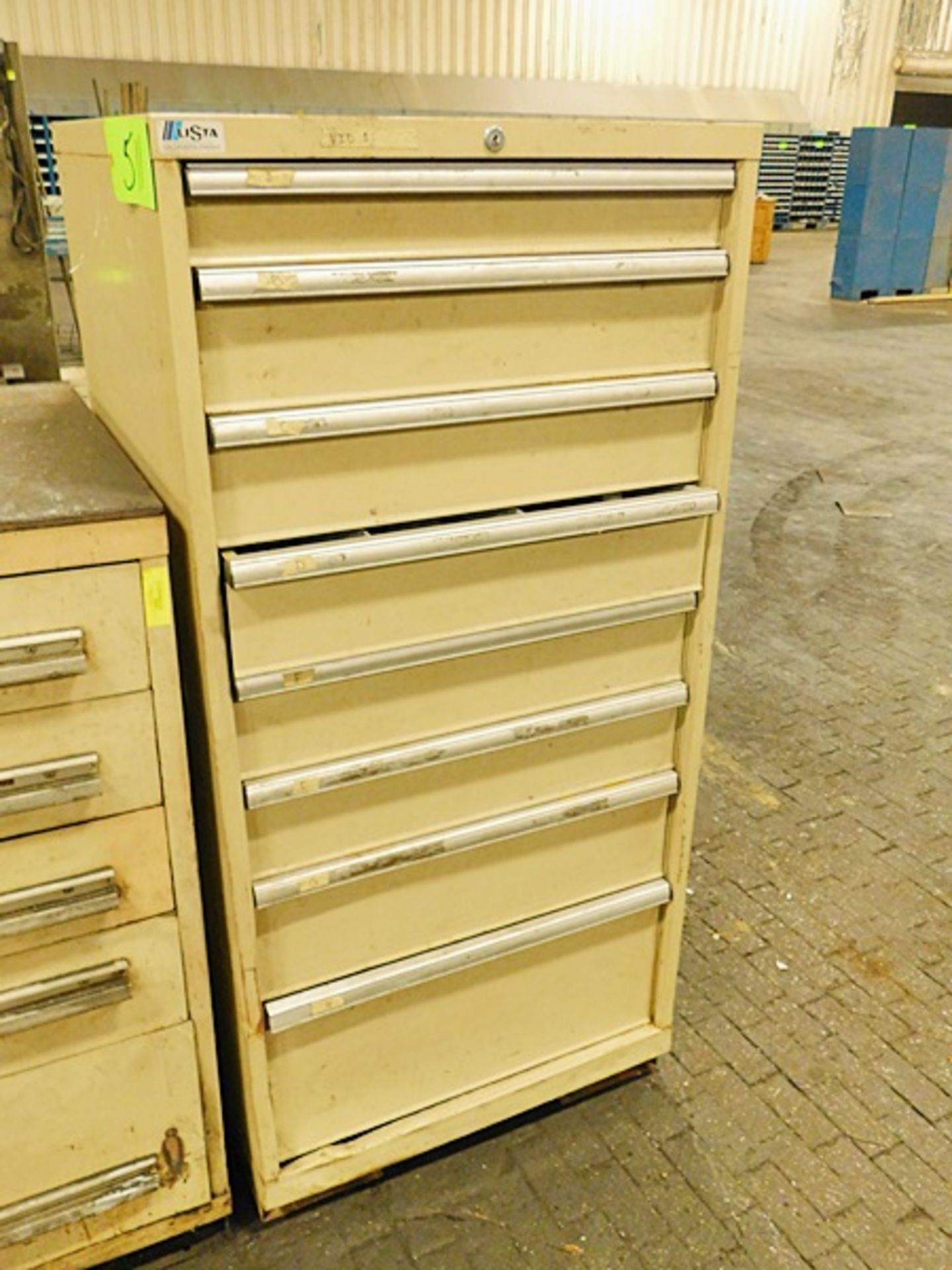 Lista 8 Drawer Cabinet