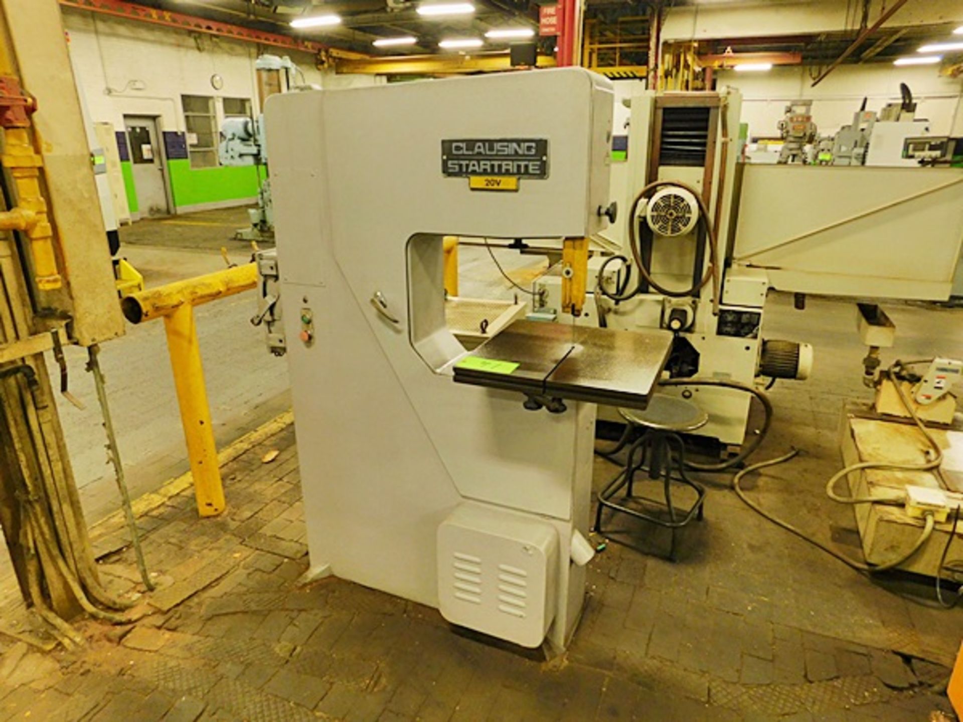 Clausing 20'' Vertical Bandsaw