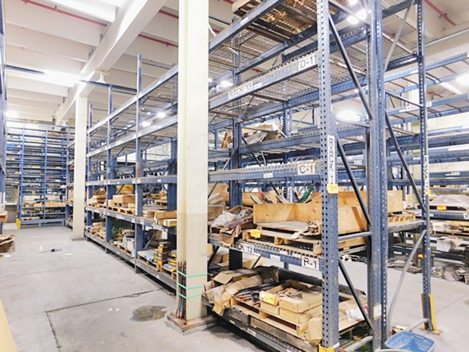 5 Sections Heavy Duty Pallet Racking