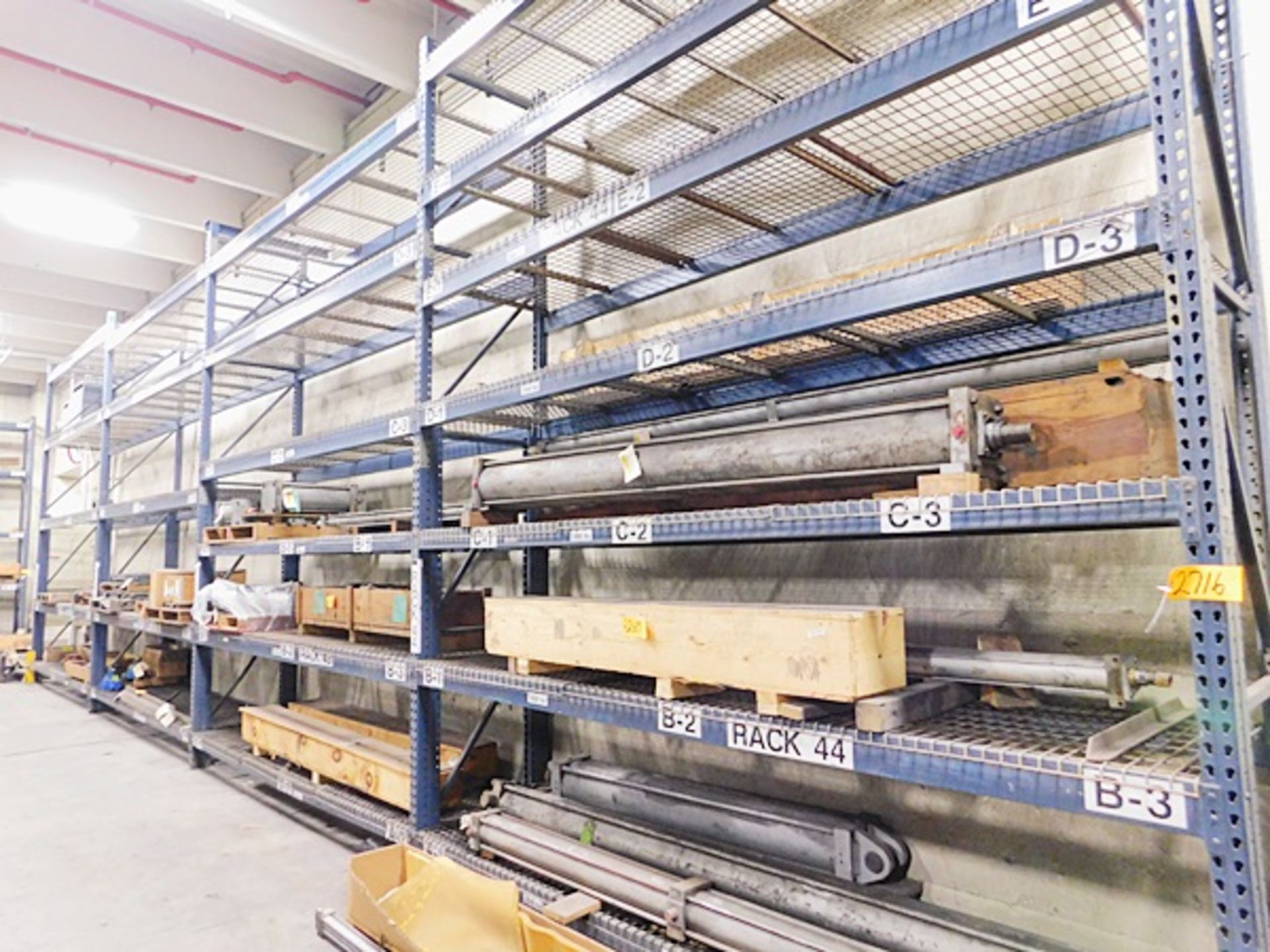 4 Sections Heavy Duty Pallet Racking