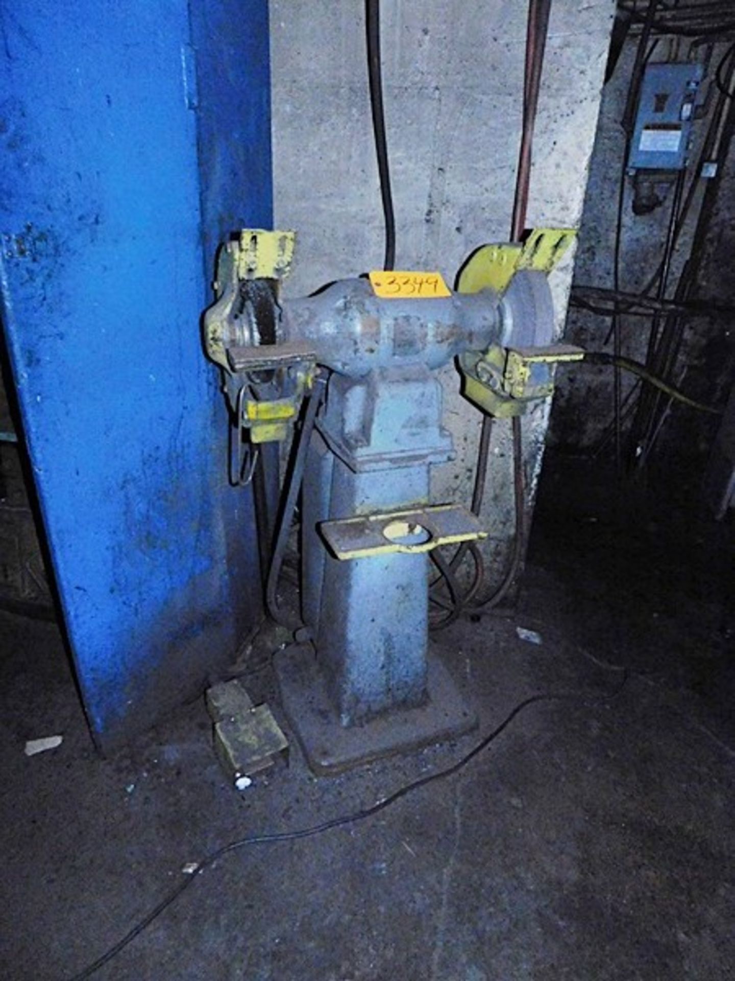 Double End Pedestal Grinder