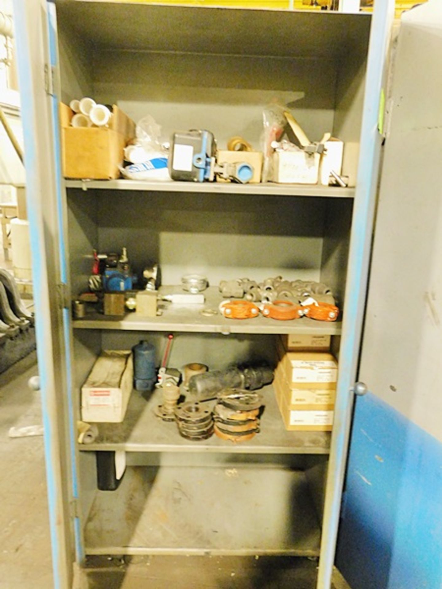 Cabinet & Contents