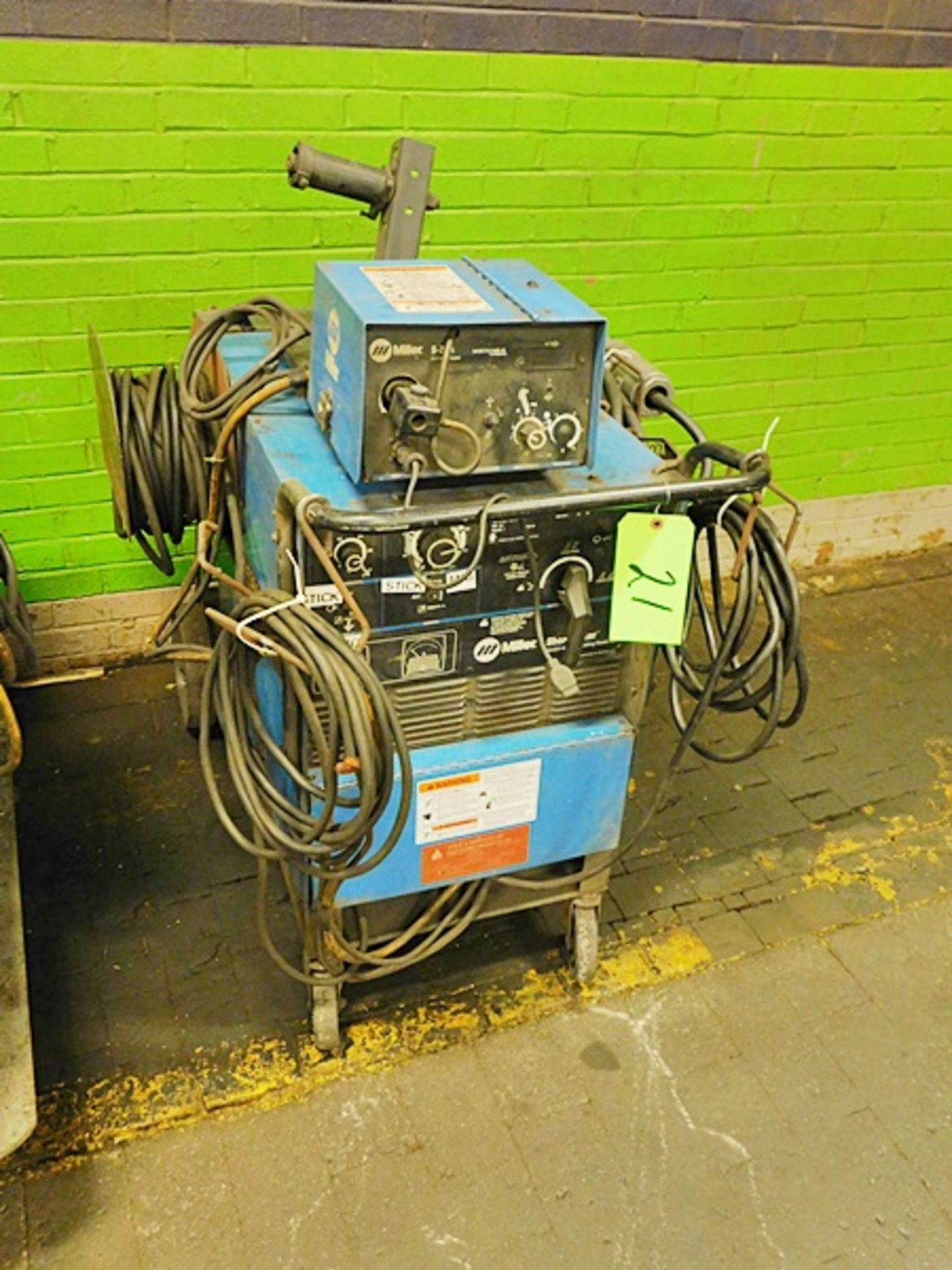 Miller Shopmaster 300 Mig Welder with 22A Wire Feeder