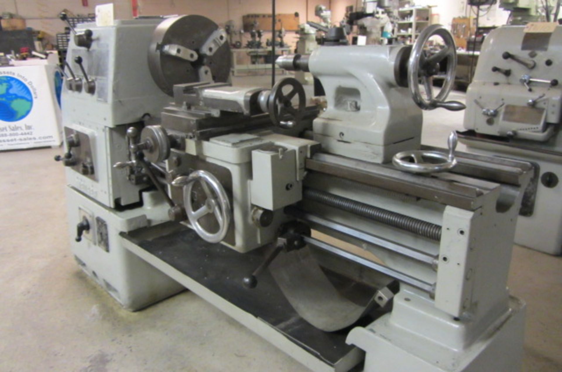 Meuser 18'' x 32'' Engine Lathe with 12'' 3-Jaw Chuck, 2'' Bore, Spindle Speeds to 1,800 RPM, Chip - Bild 8 aus 8