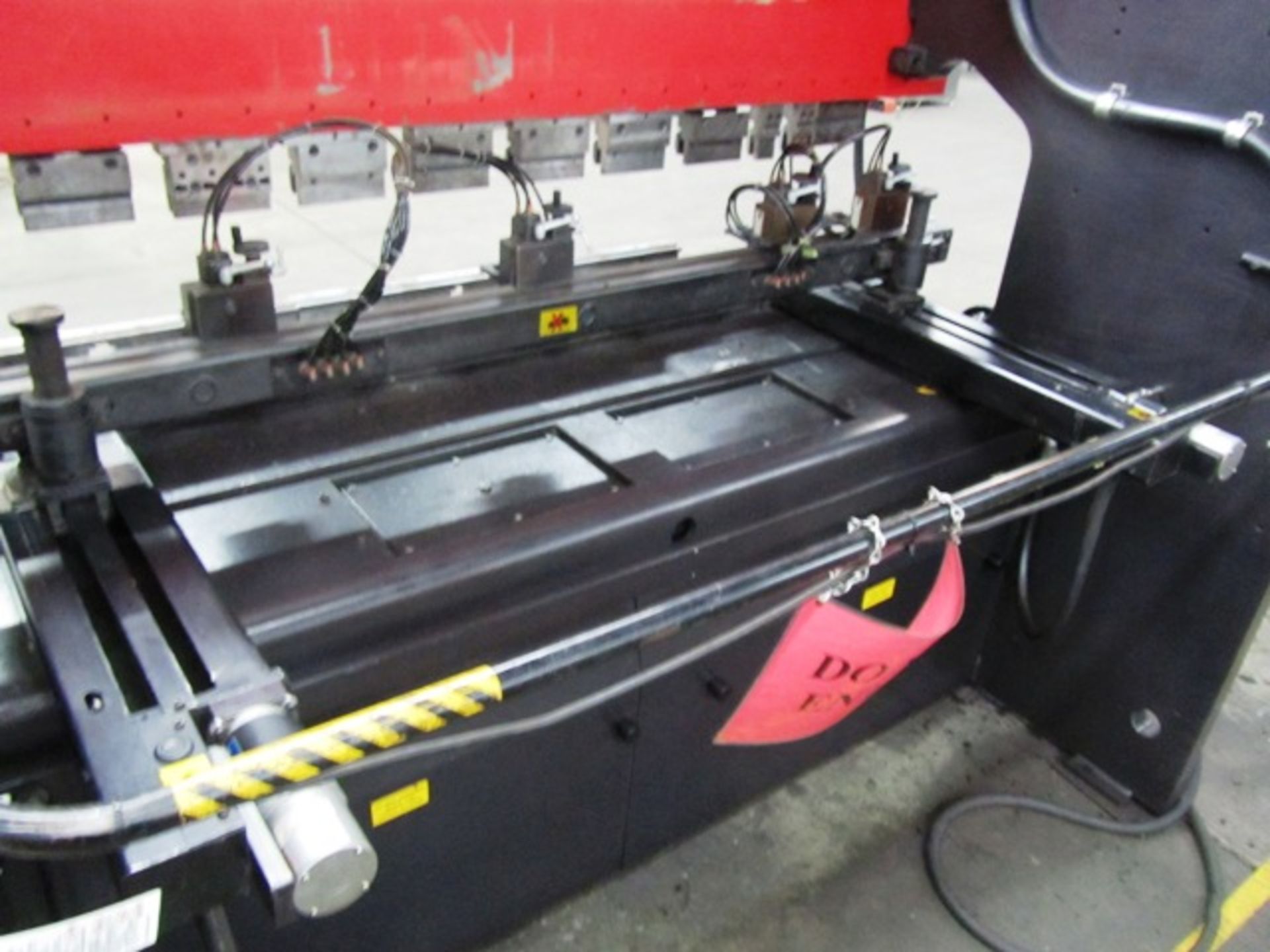Amada Model RG80 8' x 88 Ton CNC Hydraulic Press Brake with NC9EX-II CNC Pendant Control, Remote - Image 3 of 4