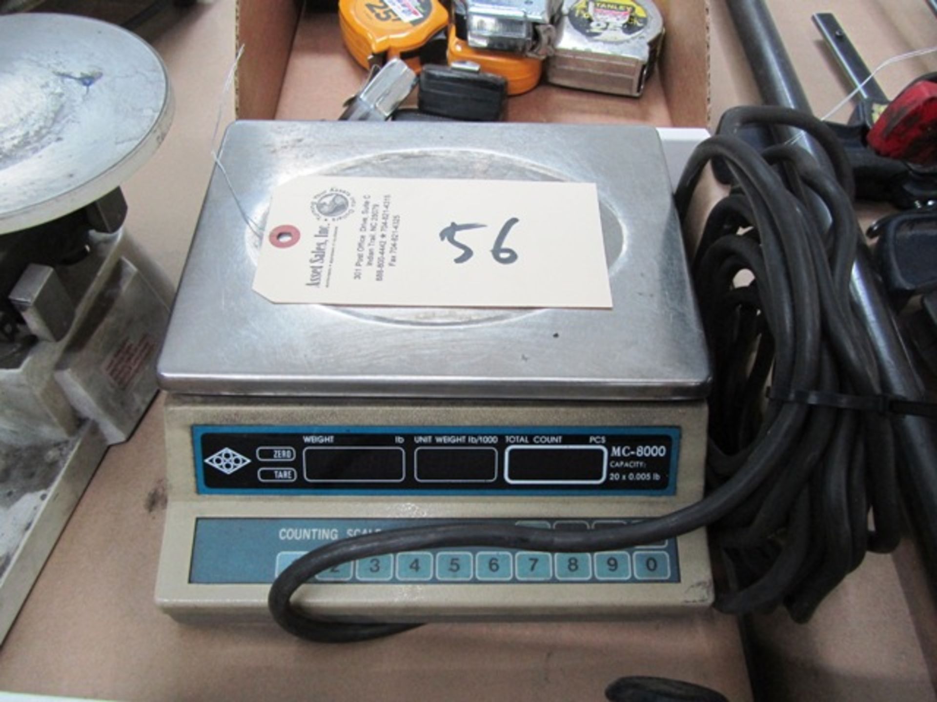 Universal Model MC-8000 20 x 0.005 lb. Digital Scale