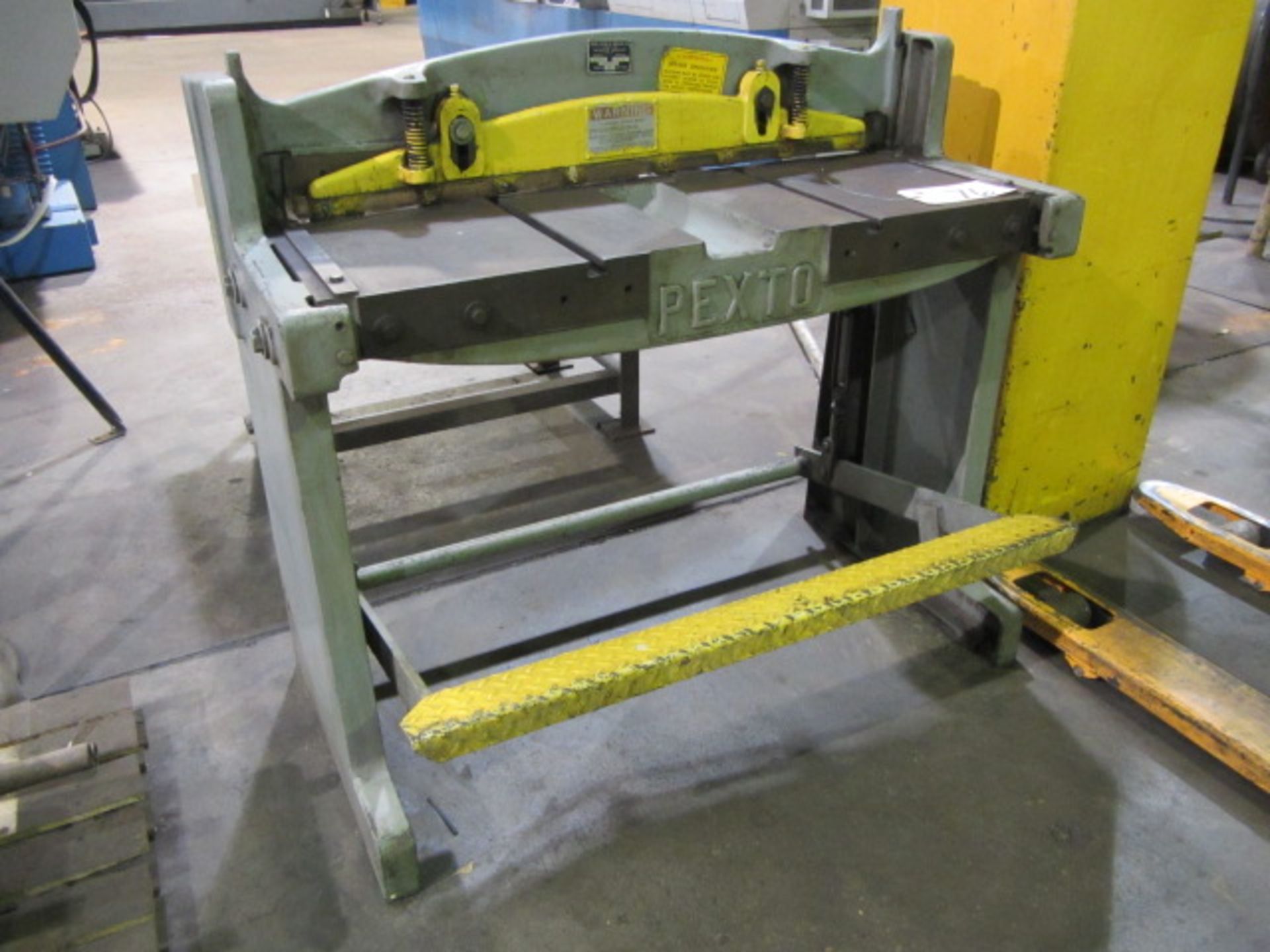 Pexto Model 137L 16 Gauge x 3' Stomp Shear, sn:2/74