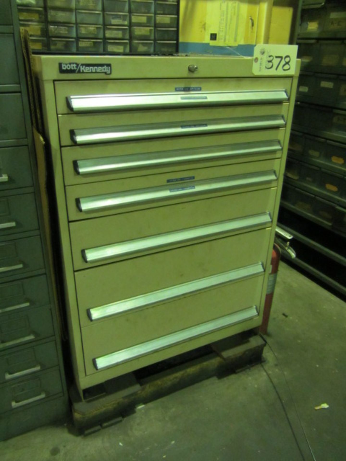 Kennedy 7 Drawer Tool Cabinet