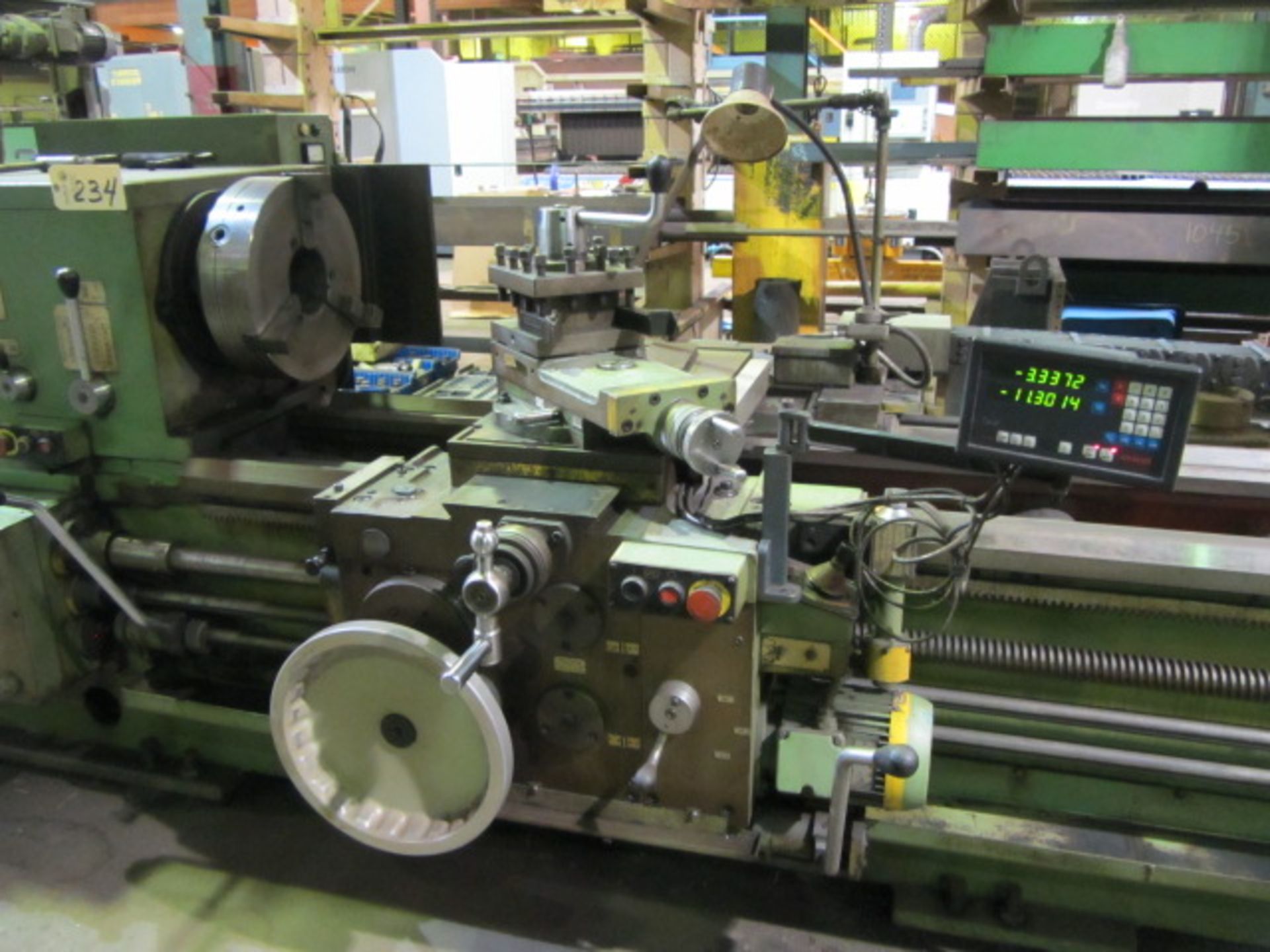TOS Model X1422M 28'' Swing x 144'' Centers Heavy Duty Oilfield Lathe with 4'' Spindle Bore, 16'' - Image 4 of 7