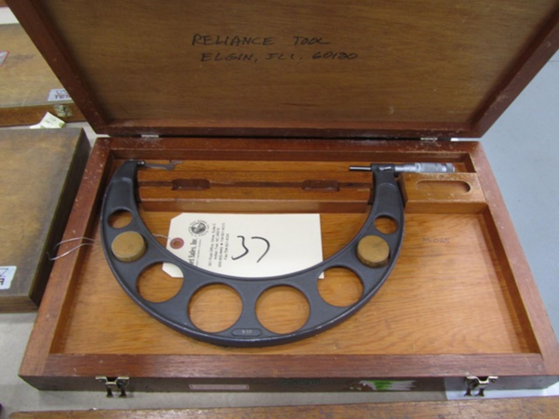 Brown & Sharpe 9'' - 10'' Micrometer