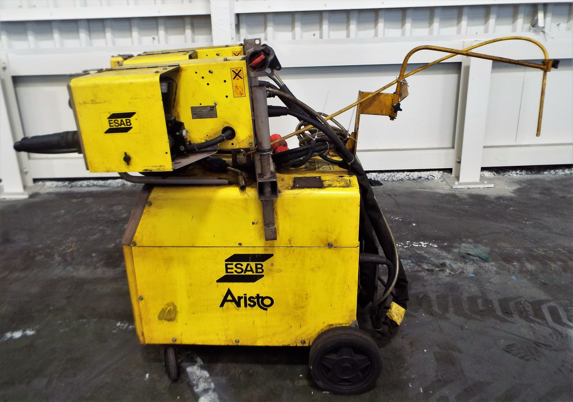 Esab Aristo LUD 450 Portable Welding Set cw dual station MEK 44C Wire Feeds & PUA-1 Pendant