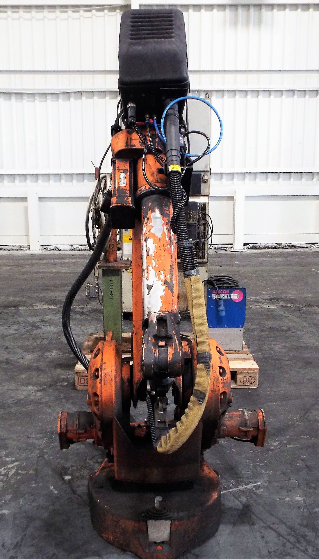 ABB-IRB2400L Robotic MIG Welding Set. - Image 5 of 23