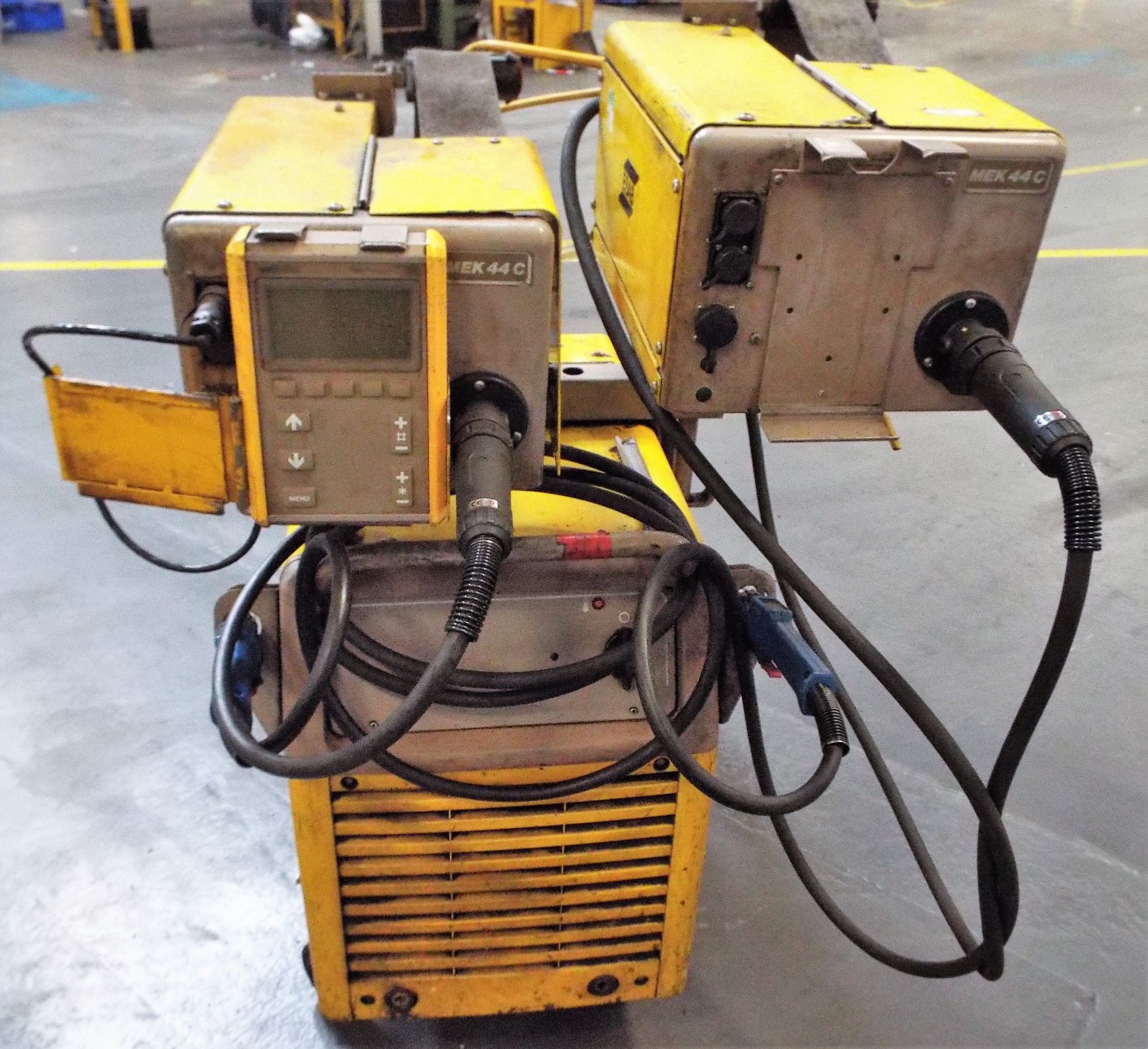 Esab Aristo Portable Welding Set (Dual Station Wire Feed) & Teach Pendant - Image 2 of 6