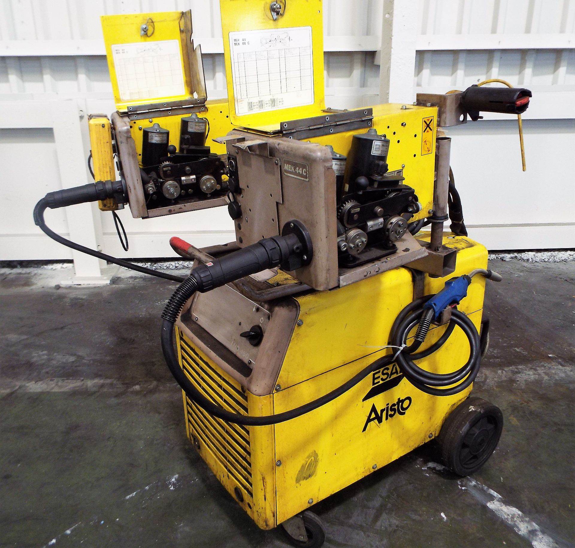 Esab Aristo LUD 450 Portable Welding Set cw dual station MEK 44C Wire Feeds & PUA-1 Pendant - Image 4 of 8